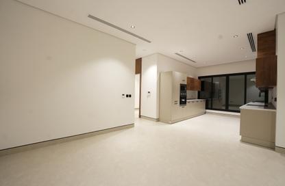 Full Floor - 2 Bedrooms - 2 Bathrooms for rent in Al Mursalat - Riyadh - Ar Riyadh