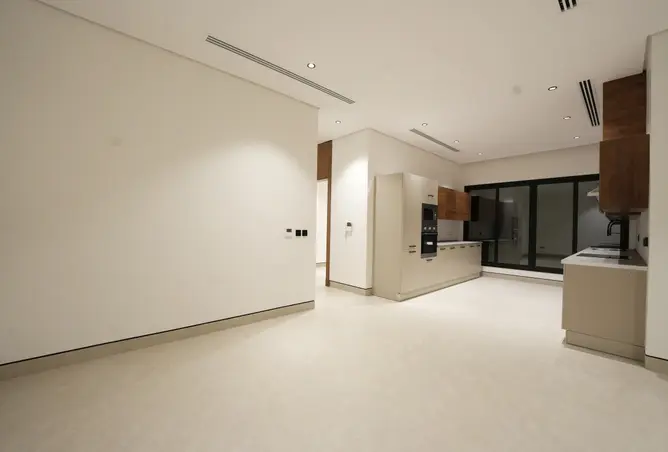 52025036 - Property Image 3