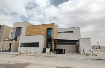 Villa - 7 Bedrooms - 7 Bathrooms for sale in العاصمة - Ad Diriyah - Ar Riyadh