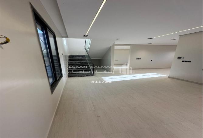 248198 - Property Image 2