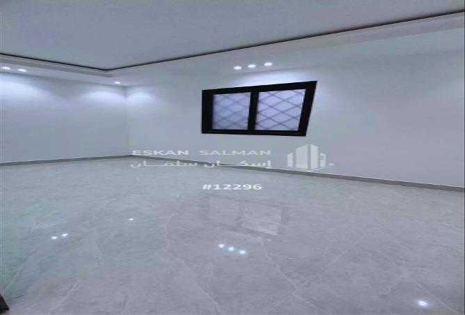 249221 - Property Image 3