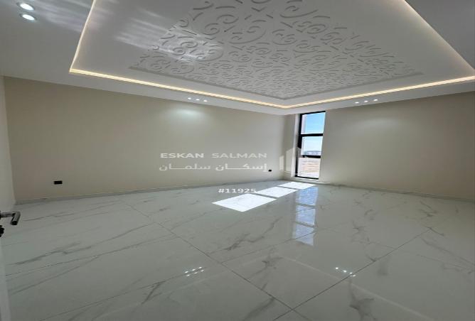 249379 - Property Image 2