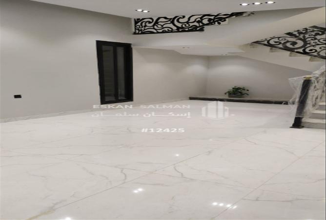 249585 - Property Image 2