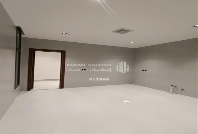 250237 - Property Image 2