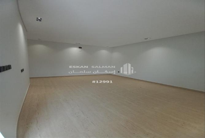 250666 - Property Image 2