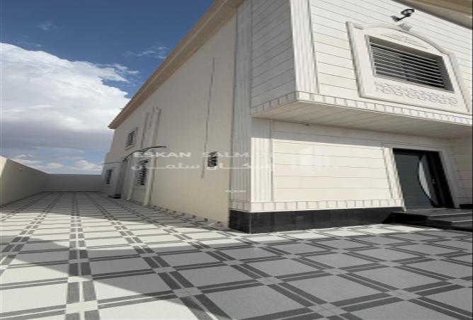 250670 - Property Image 2