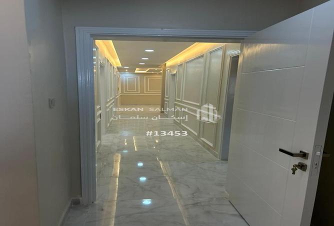 251143 - Property Image 3