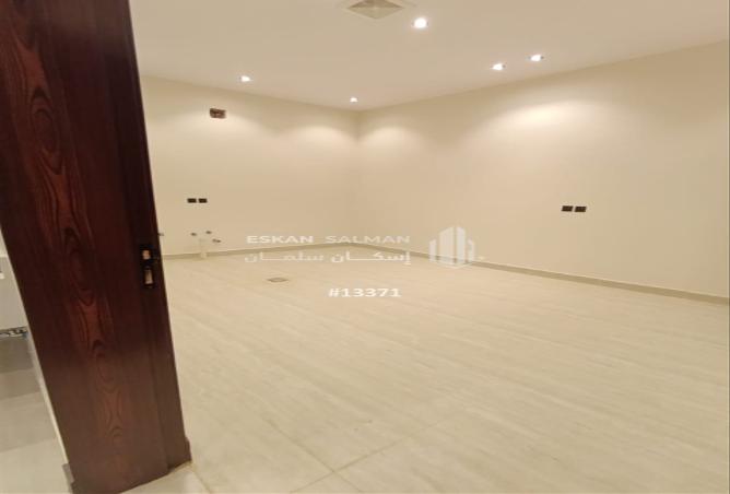 251256 - Property Image 2