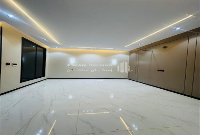 251257 - Property Image 3