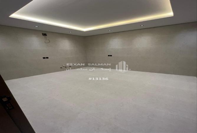 251267 - Property Image 3