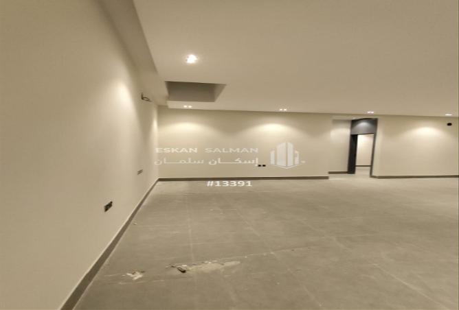 251348 - Property Image 2