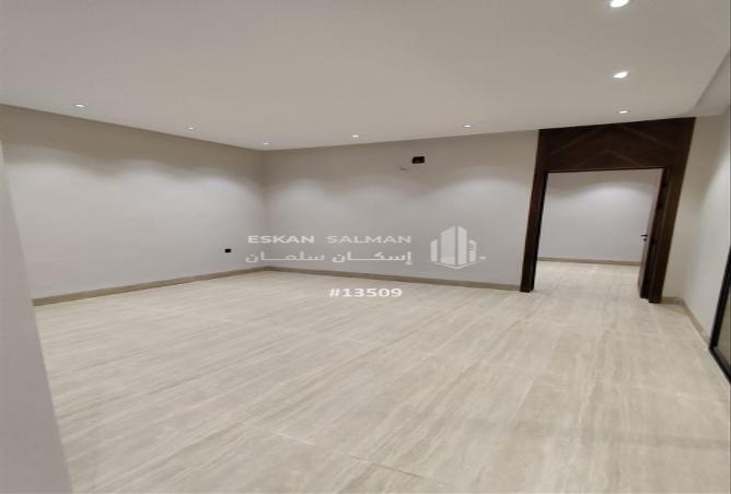 251372 - Property Main Image