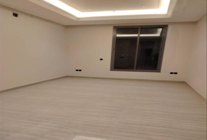 258564 - Property Image 2