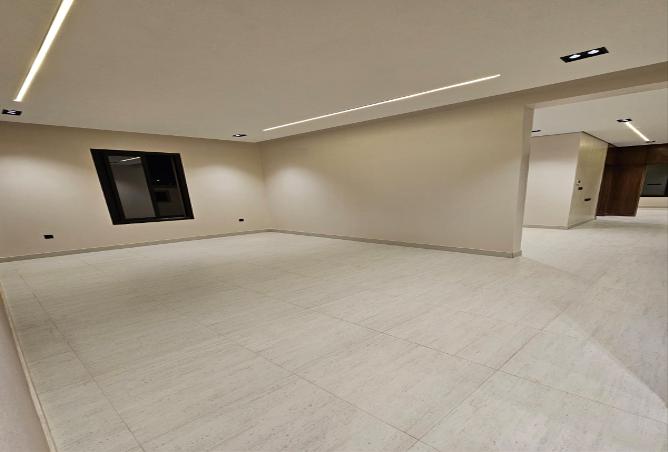 251580 - Property Image 3