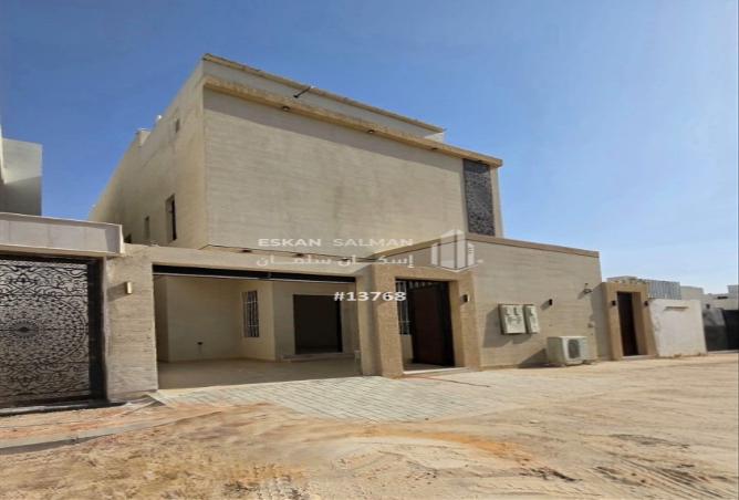 251831 - Property Image 2