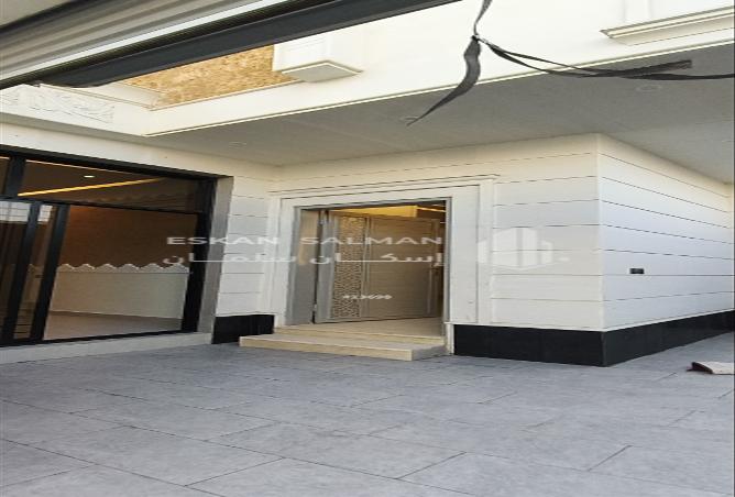 251895 - Property Image 3