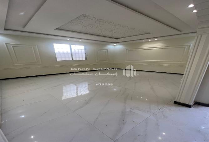 251890 - Property Image 3