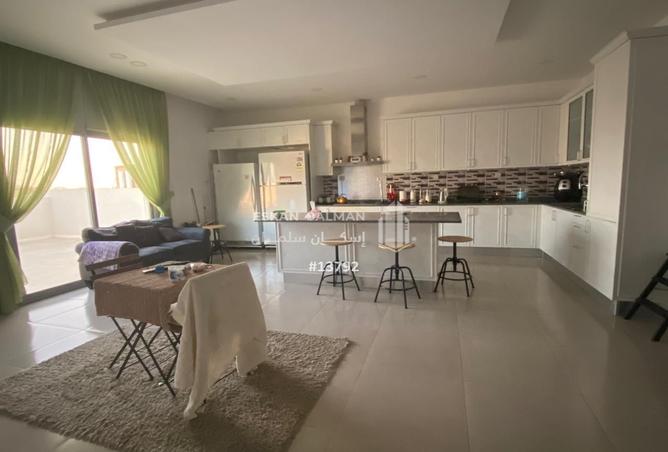 251913 - Property Image 3