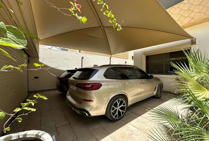 251963 - Property Image 3