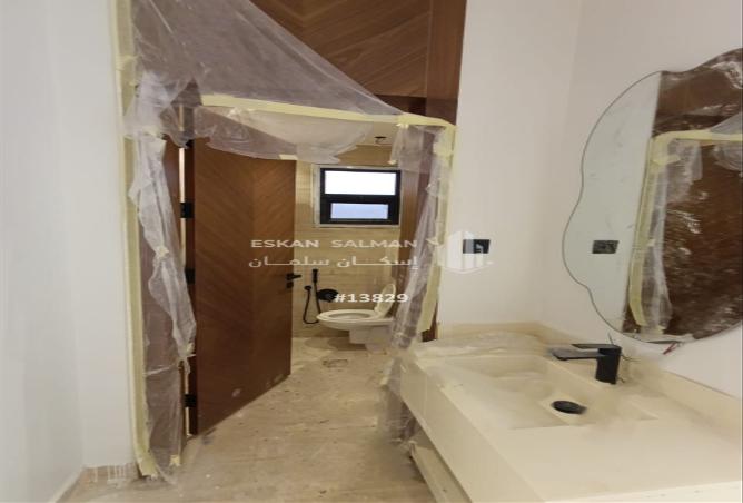 251982 - Property Main Image