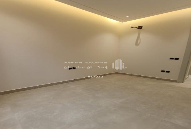 252083 - Property Main Image