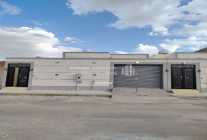 252091 - Property Image 3