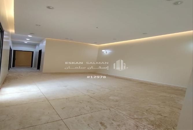 252091 - Property Image 2