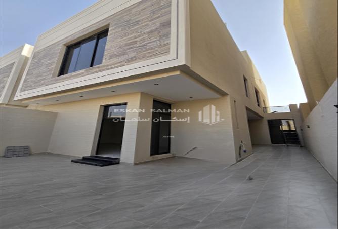 252180 - Property Main Image