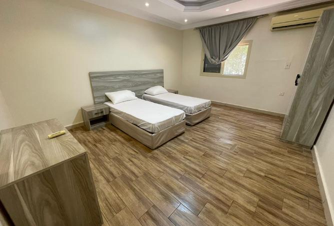 252196 - Property Image 3