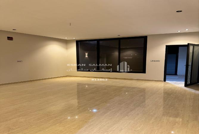 252222 - Property Image 3