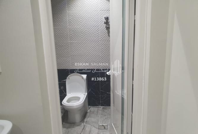 252222 - Property Image 2