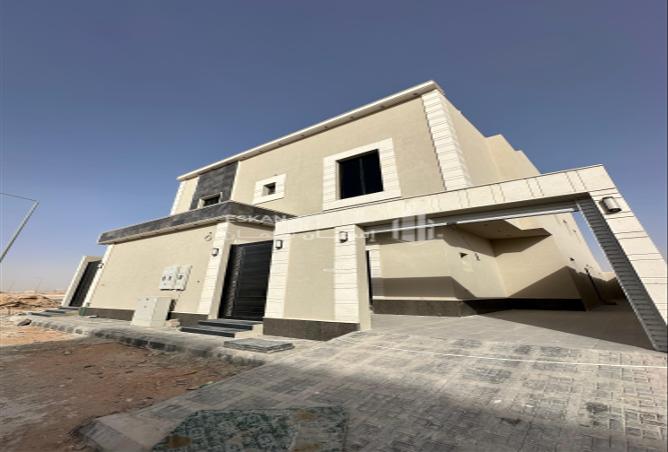 252563 - Property Image 2