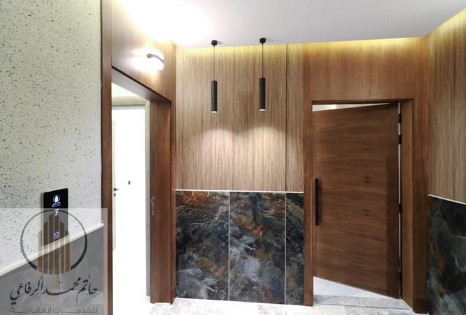 252728 - Property Image 2