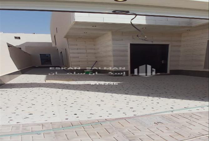 253003 - Property Image 3