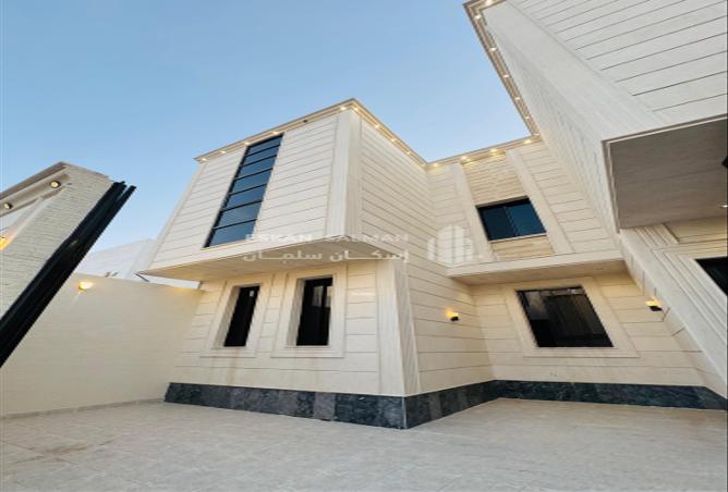 252995 - Property Image 3