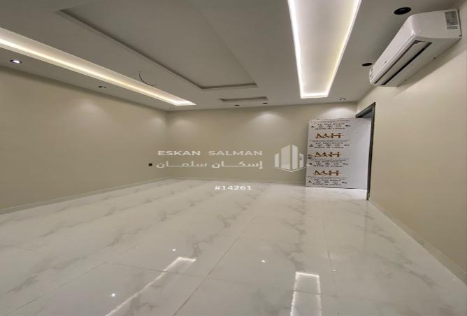 253111 - Property Image 3