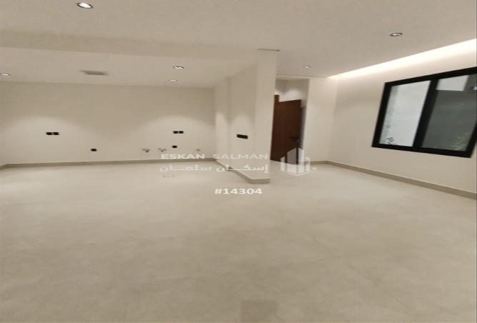 253131 - Property Image 2