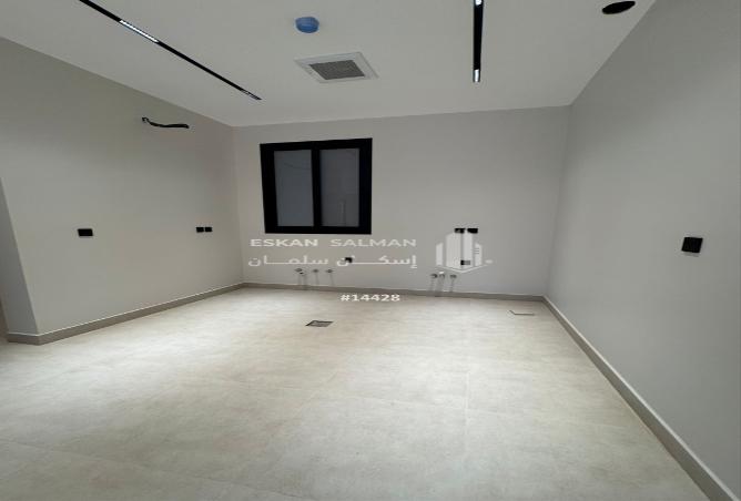 253346 - Property Image 3