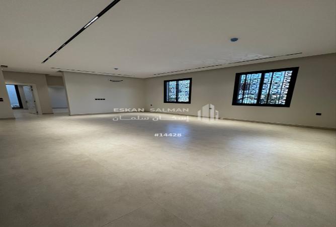 253346 - Property Image 2