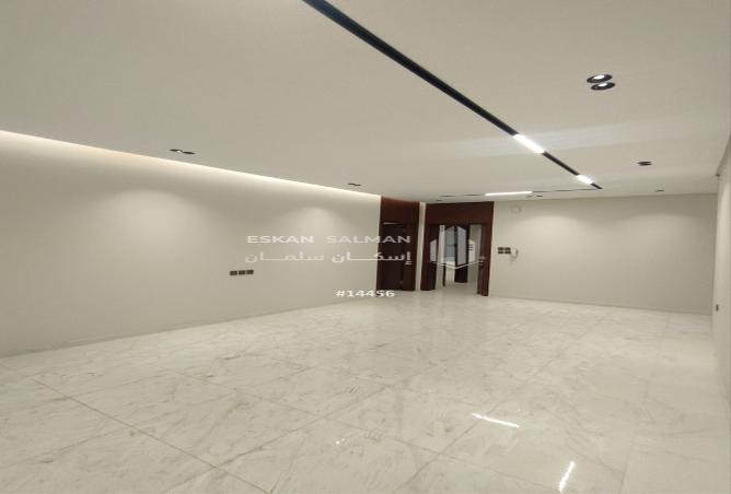 253347 - Property Image 2