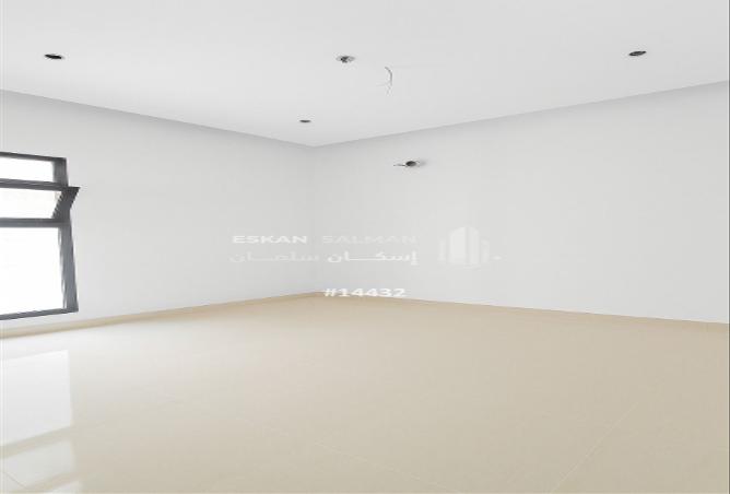 253349 - Property Image 2