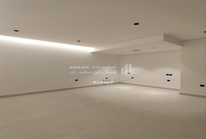 253365 - Property Image 2