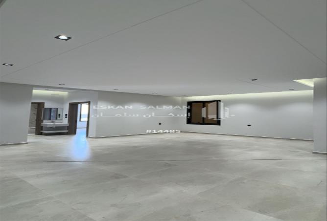 253425 - Property Image 3