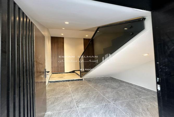 253541 - Property Image 3