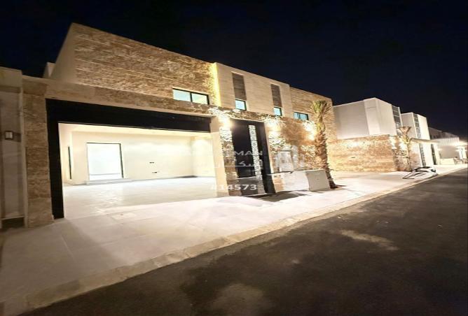 253641 - Property Image 2