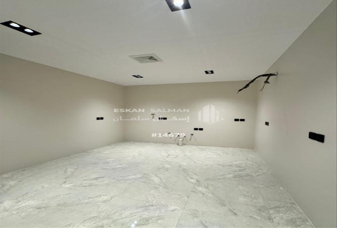 253628 - Property Image 3