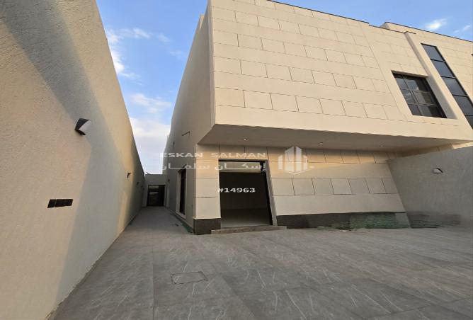 254003 - Property Image 2