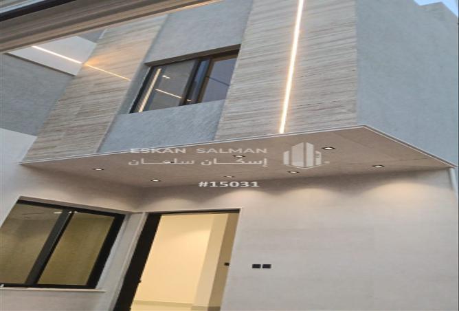 254058 - Property Image 3