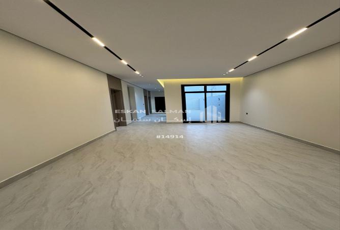 254061 - Property Image 3