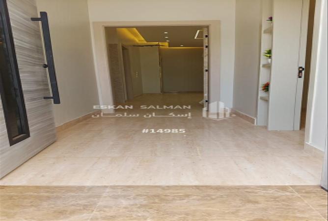 254133 - Property Image 2